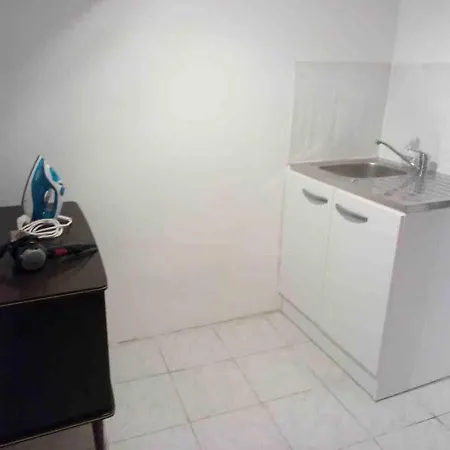 Lejlighed Studio 3 With Small Garden Paris 14 Arcueil *