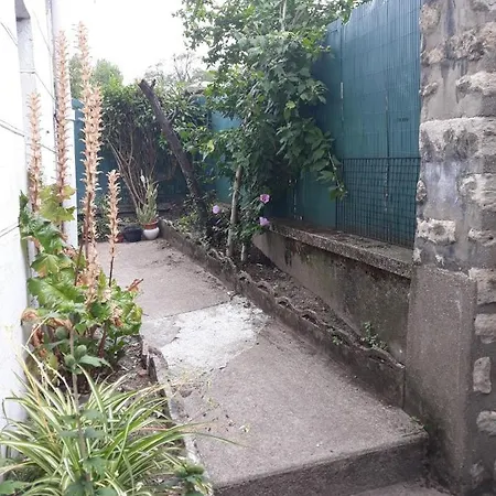 Studio 3 With Small Garden Paris 14 Arcueil Lejlighed *